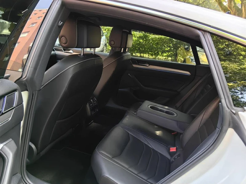 VW Arteon, снимка 7 - Автомобили и джипове - 52801617