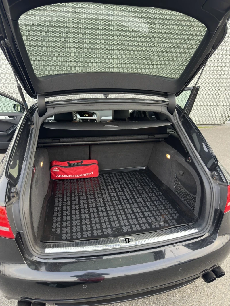 Audi A4 3.0TDI ZF Bang&Olufsen DISTRONIC, снимка 7 - Автомобили и джипове - 52989137