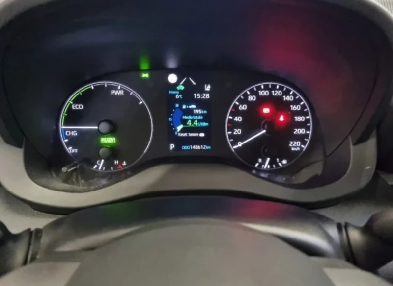 Toyota Yaris BUSINESS MY20, снимка 6 - Автомобили и джипове - 53380861