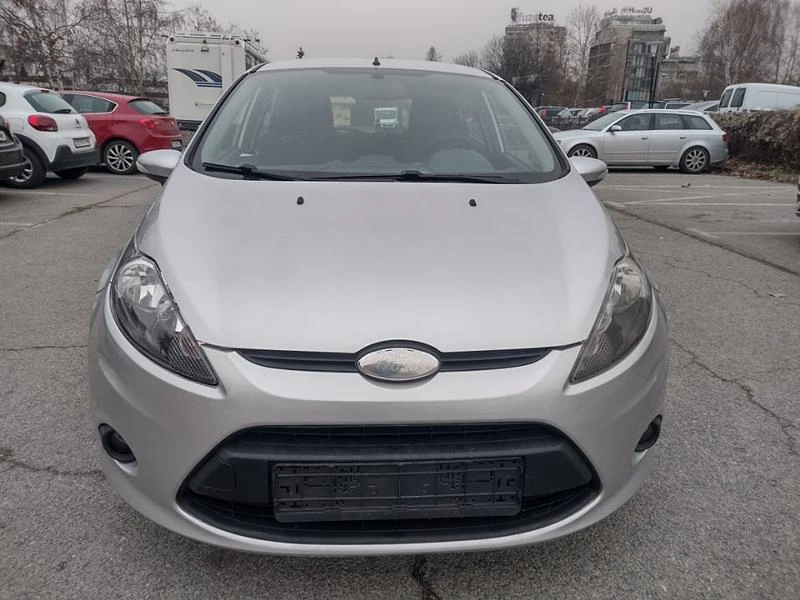 Ford Fiesta 1,4i 97ps AUTOMATIC, снимка 3 - Автомобили и джипове - 36134974