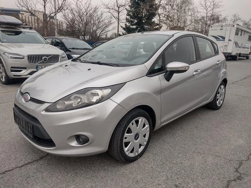 Ford Fiesta 1,4i 97ps AUTOMATIC, снимка 1 - Автомобили и джипове - 36134974