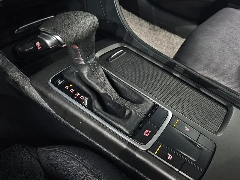 Kia K5 2.0 MX STYLE, снимка 9 - Автомобили и джипове - 55783719