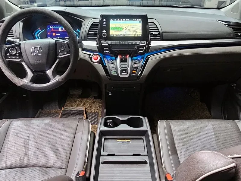 Honda Odyssey 3.5 5Th Generation, снимка 7 - Автомобили и джипове - 55843074