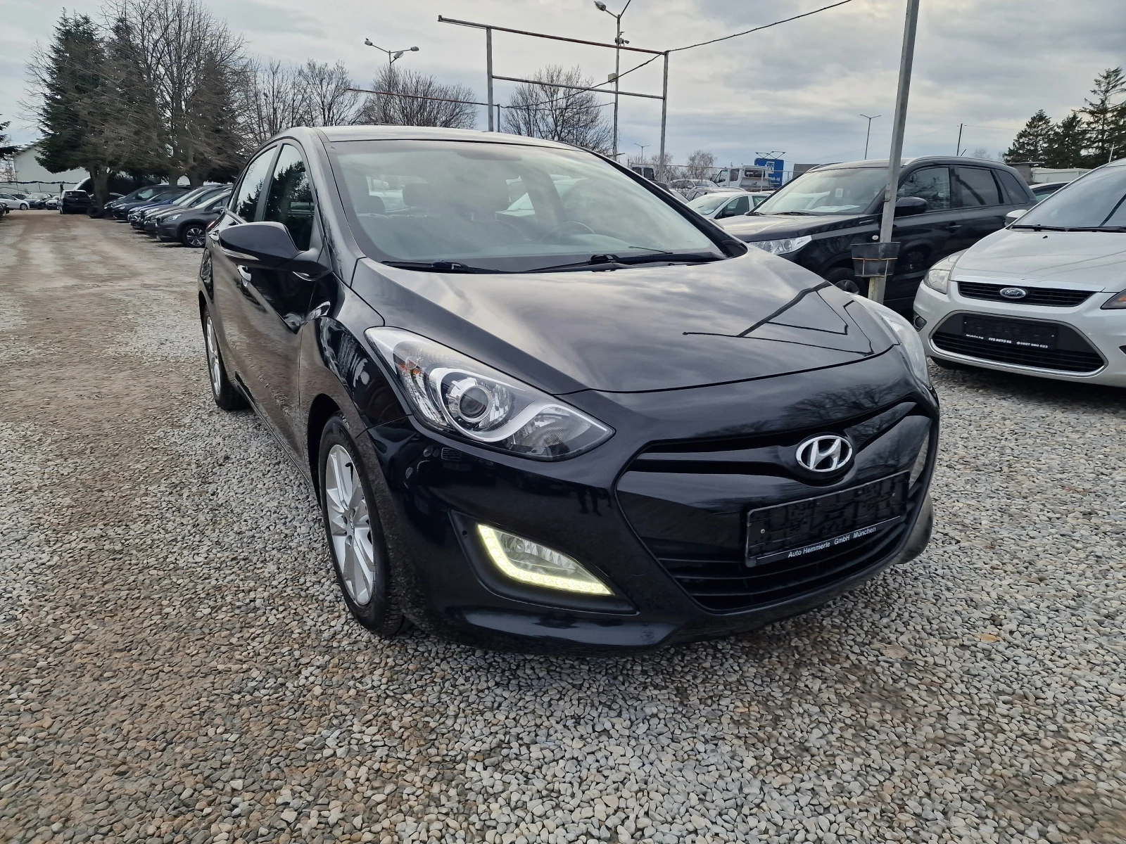 Hyundai I30 1.4CRDI-90k.s-КОЖЕН САЛОН-EURO 5 - изображение 3