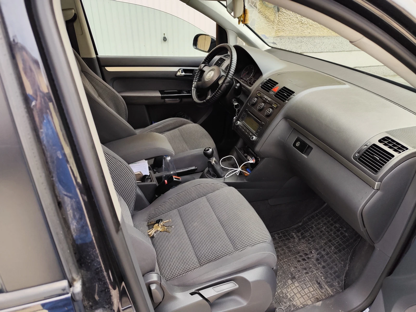VW Touran Ван - изображение 5