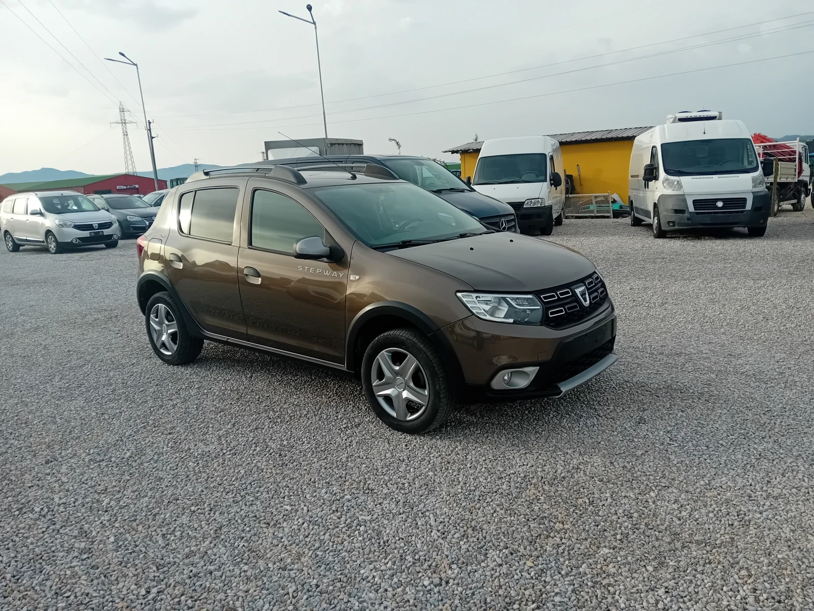 Dacia Sandero KLIMA GAZ - изображение 5