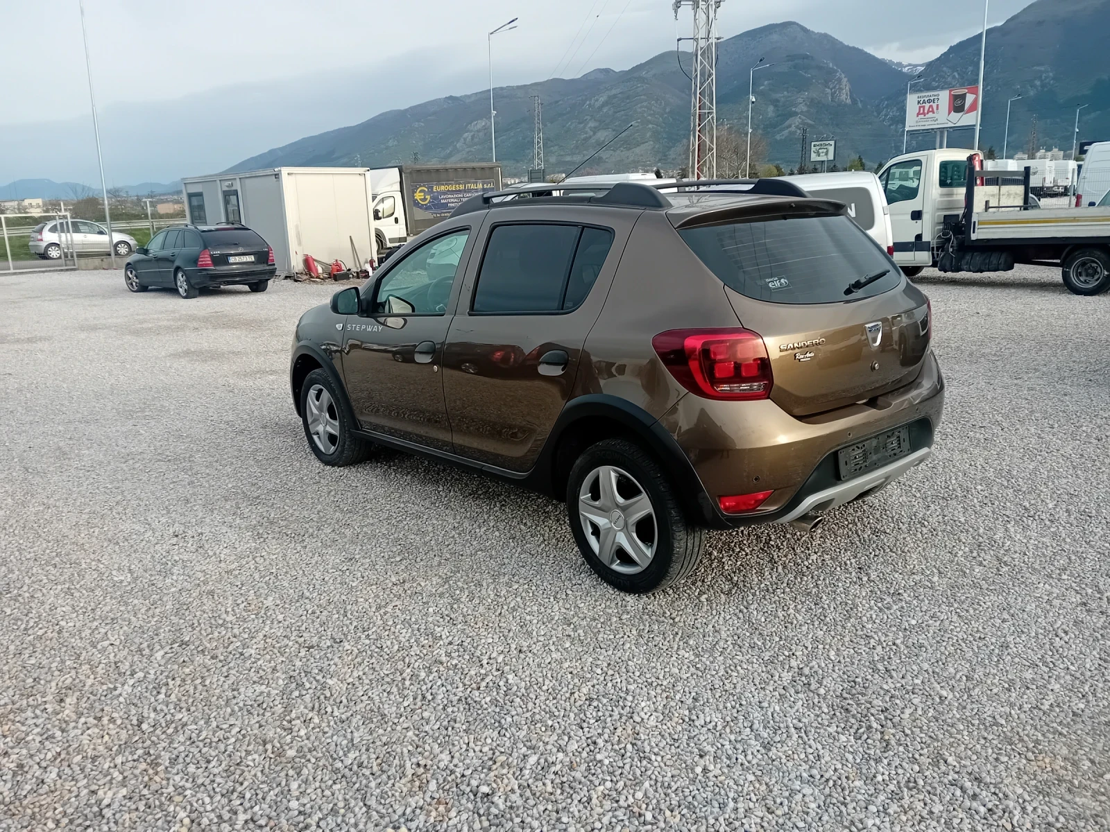 Dacia Sandero KLIMA GAZ - изображение 8
