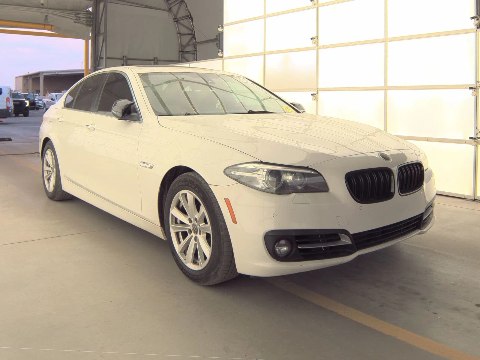 BMW 528 * RWD * CARFAX * БЕЗ ПЪРВОНАЧАЛНА ВНОСКА - изображение 3