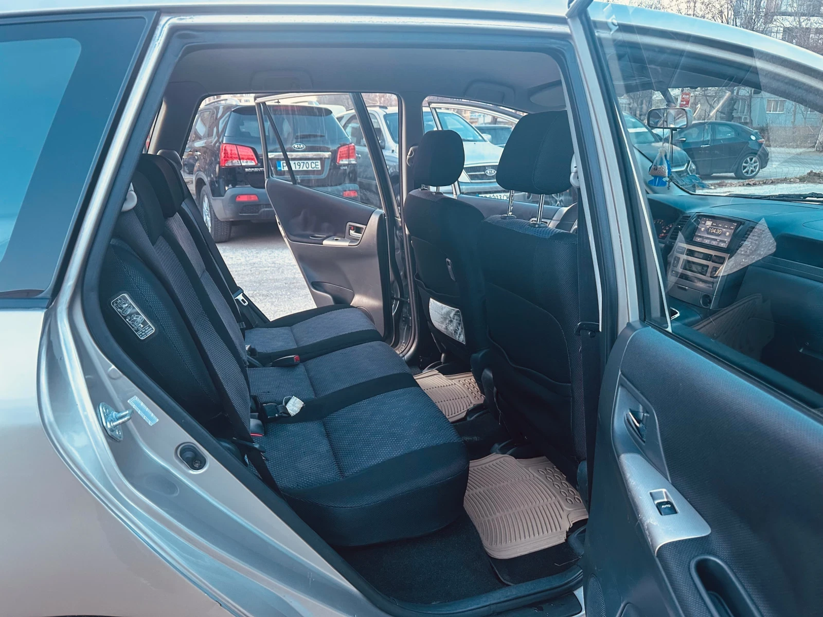 Toyota Corolla verso 1.6VVT-I | Mobile.bg � ����������� 13