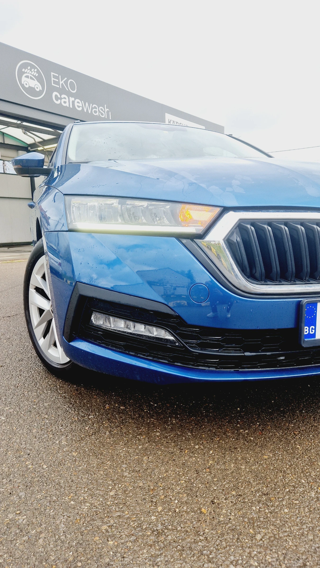 Skoda Octavia 2.0 Гаранция 1г./Distronic/LaneAssist/AndroidAuto, снимка 5 - Автомобили и джипове - 53215078