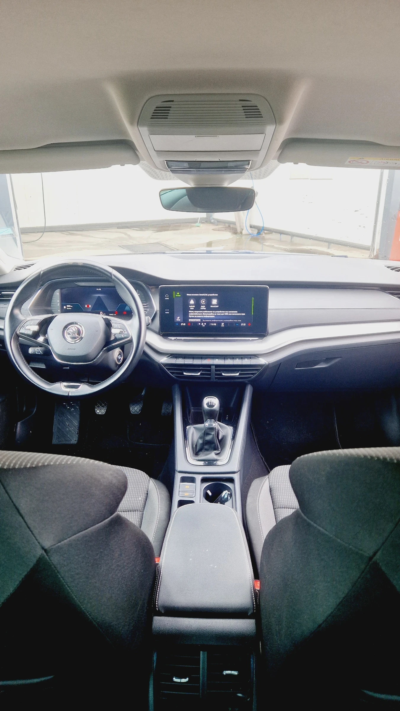 Skoda Octavia 2.0 Гаранция 1г./Distronic/LaneAssist/AndroidAuto, снимка 12 - Автомобили и джипове - 53215078