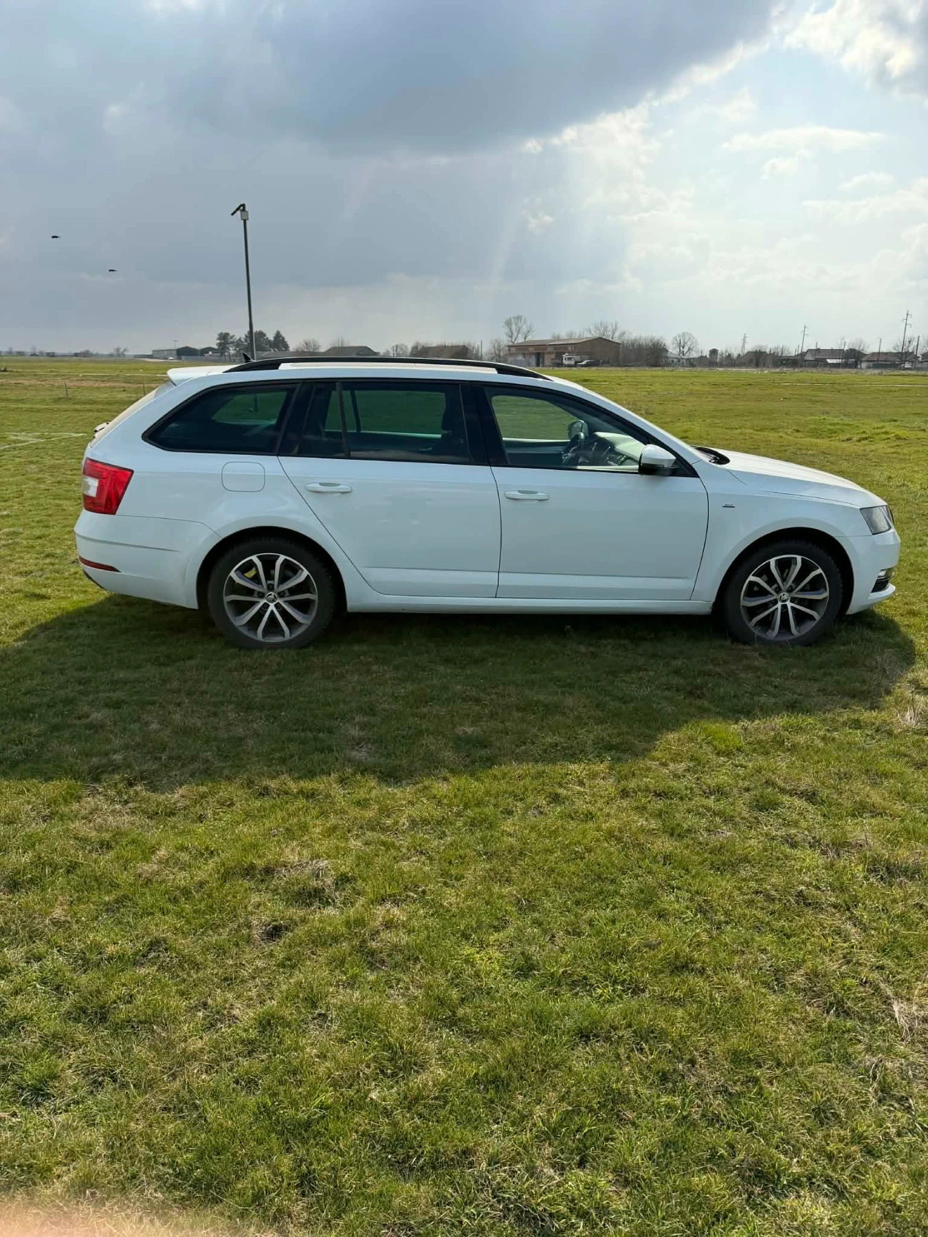 Skoda Octavia, снимка 7 - Автомобили и джипове - 53861765