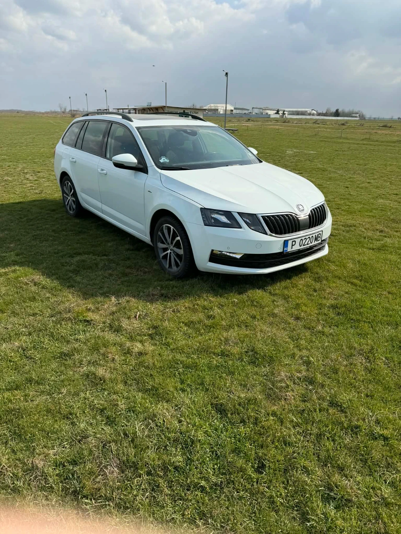 Skoda Octavia, снимка 8 - Автомобили и джипове - 53861765