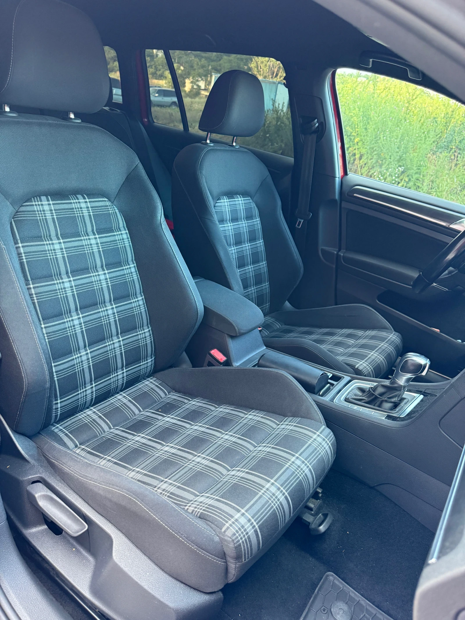 VW Golf GTD/Facelift/DSG/184HP, снимка 11 - Автомобили и джипове - 54949658