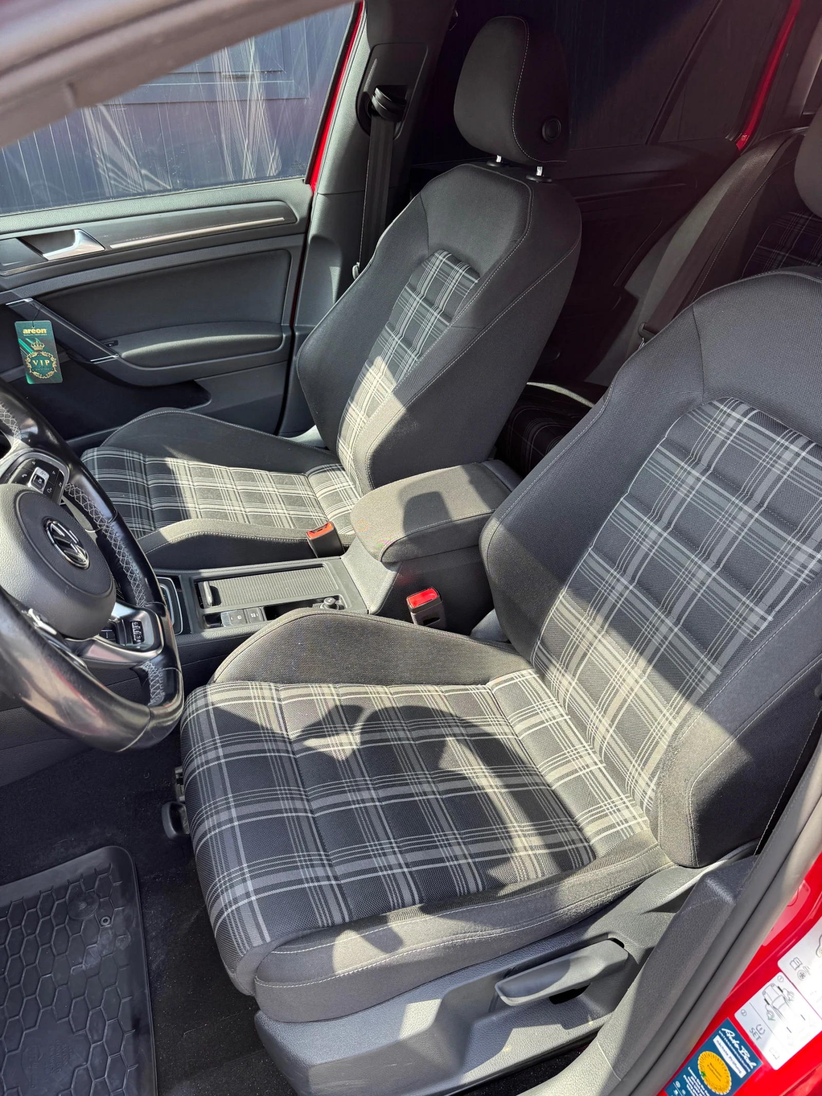 VW Golf GTD/Facelift, снимка 9 - Автомобили и джипове - 53971635