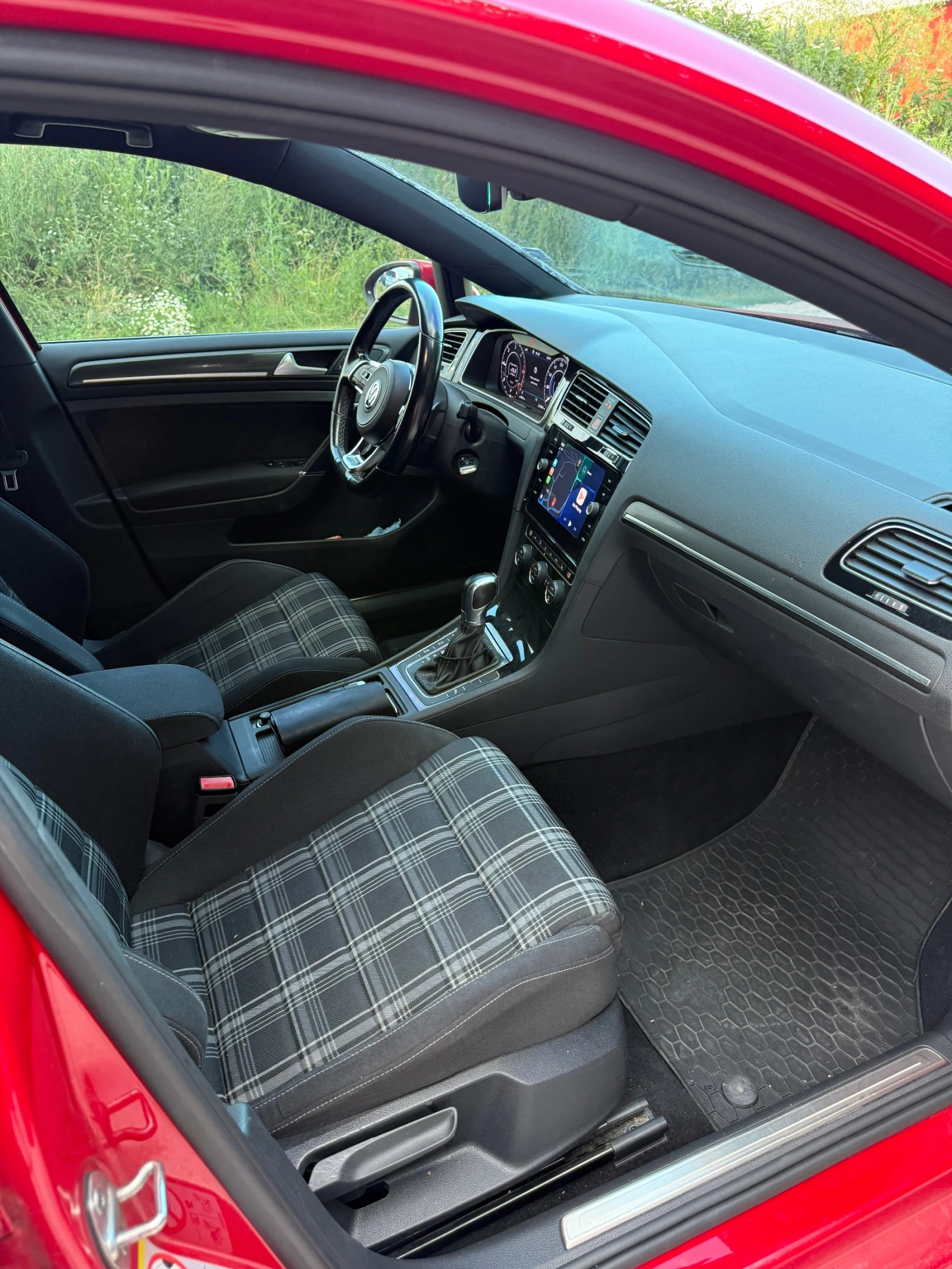 VW Golf GTD/Facelift/DSG/184HP, снимка 12 - Автомобили и джипове - 54949658