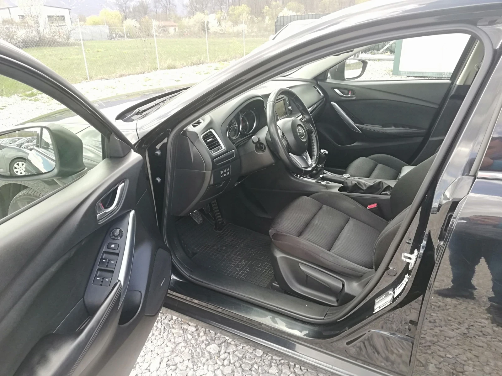 Mazda 6 2.2d kli navi, снимка 9 - Автомобили и джипове - 54144765