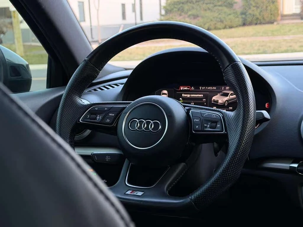 Audi S3 * 2.0T Technik NAVI| SUNROOF| BACKUP * CARFAX * ЦЕ, снимка 8 - Автомобили и джипове - 54173443