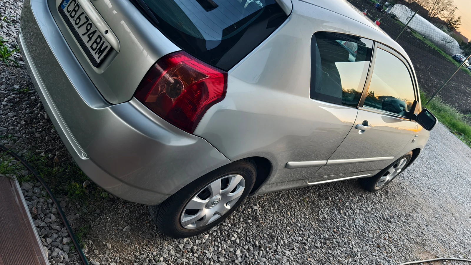 Toyota Corolla 1.4 D4D, снимка 5 - Автомобили и джипове - 54260553