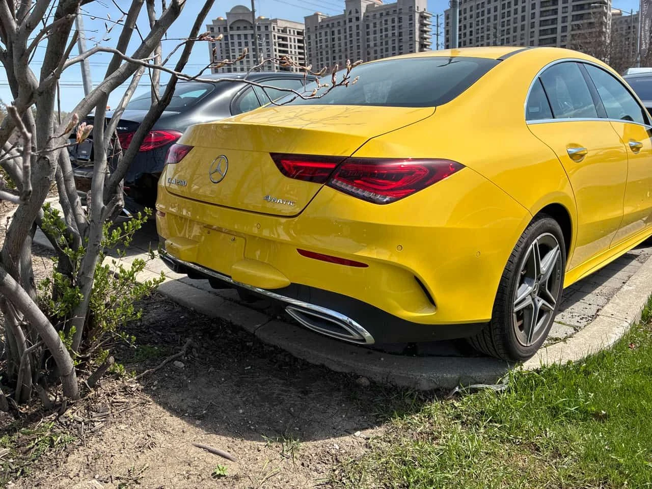 Mercedes-Benz CLA 250 * CARFAX * 360 КАМЕРИ * АЛКАНТАРА, снимка 4 - Автомобили и джипове - 54307688