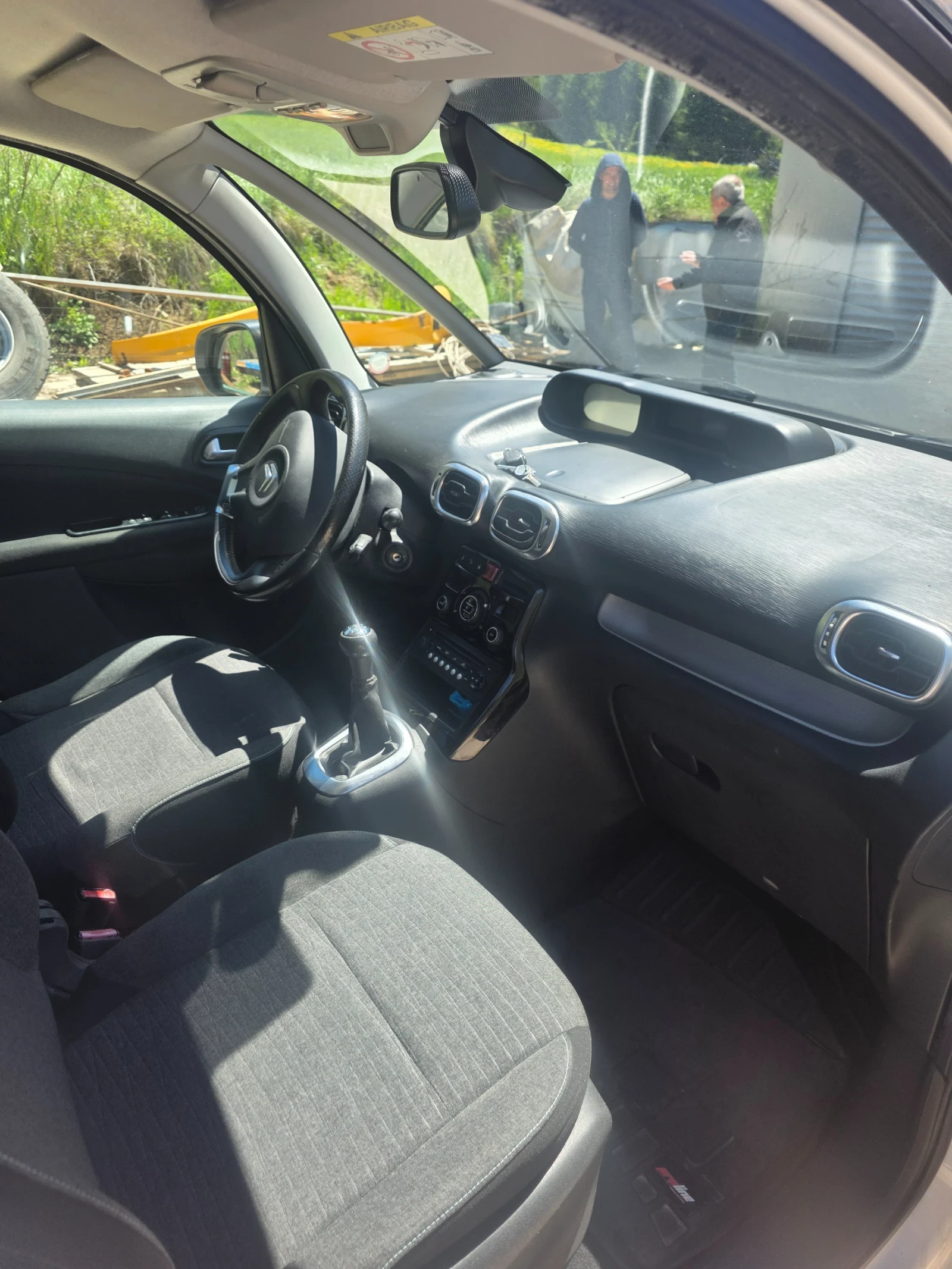 Citroen C3 Picasso 1.6 HDI, снимка 4 - Автомобили и джипове - 54412869