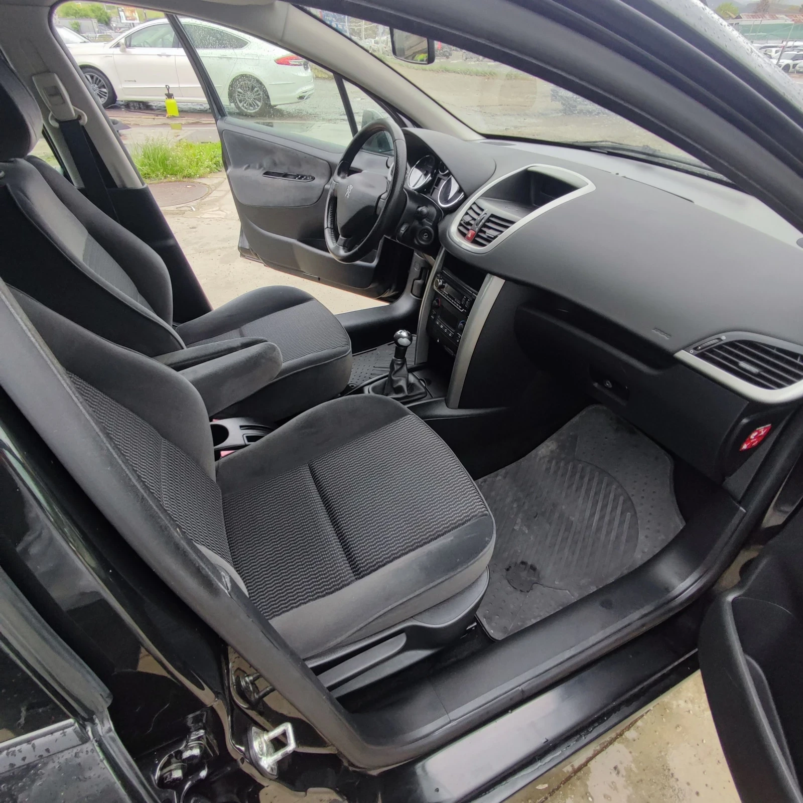 Peugeot 207 1.4i* KLIMATRONIK* PANORAMA* 88ks*  | Mobile.bg � ����������� 13