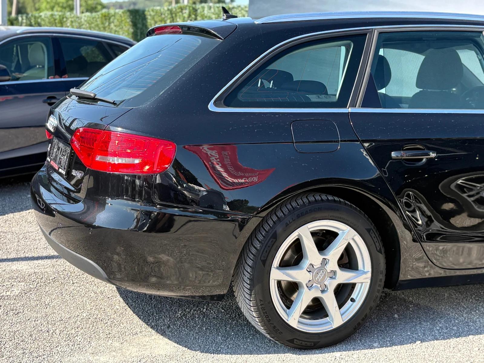Audi A4 2.0TDI RECARO* ЛИЗИНГ* БАРТЕР* , снимка 8 - Автомобили и джипове - 54837432