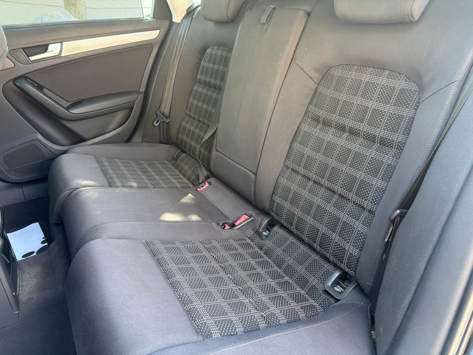 Audi A4 2.0TDI RECARO* ЛИЗИНГ* БАРТЕР* , снимка 15 - Автомобили и джипове - 54837432