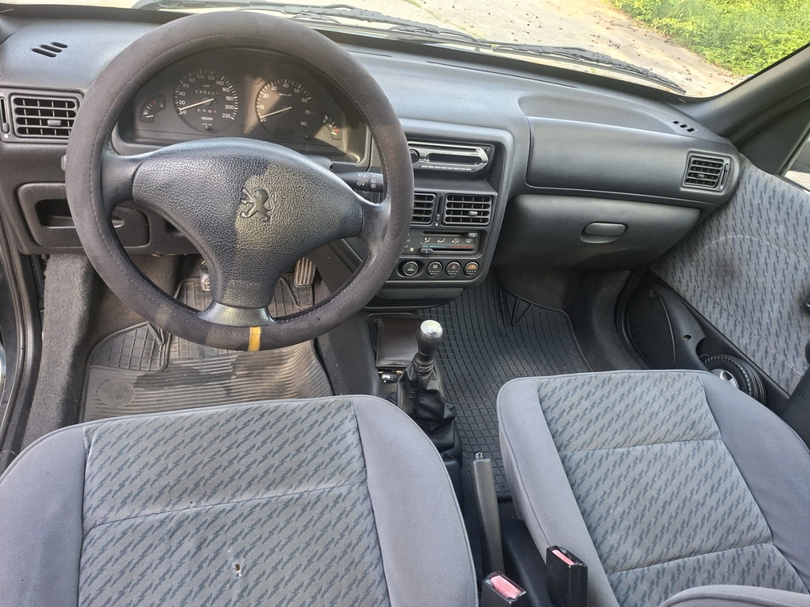 Peugeot 106 1.4 i, снимка 8 - Автомобили и джипове - 54839055