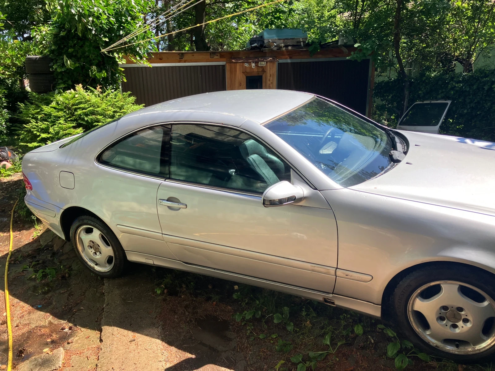 Mercedes-Benz CLK 200 compressor, снимка 8 - Автомобили и джипове - 54989291