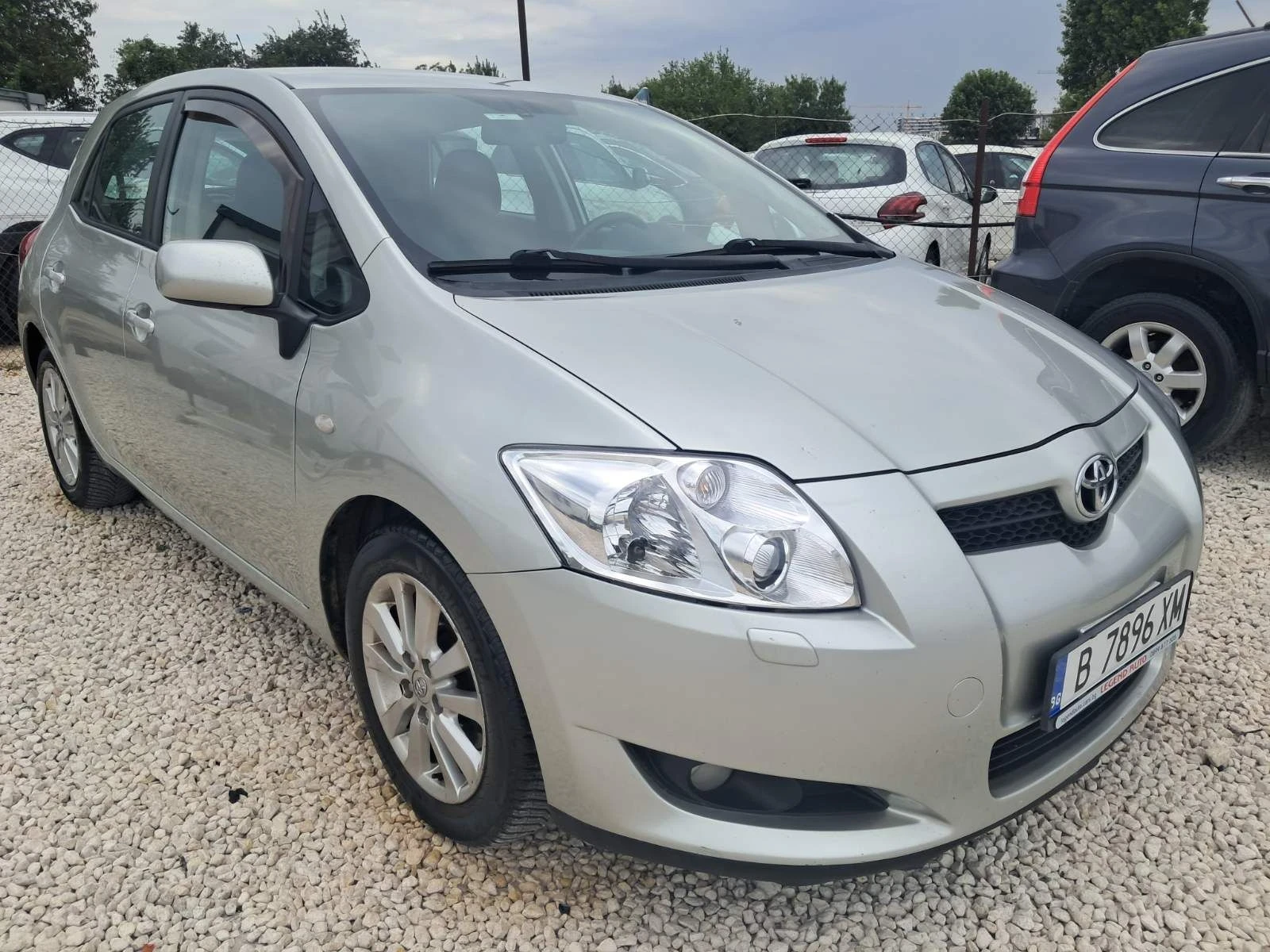Toyota Auris 2.0D4D, снимка 3 - Автомобили и джипове - 55662059
