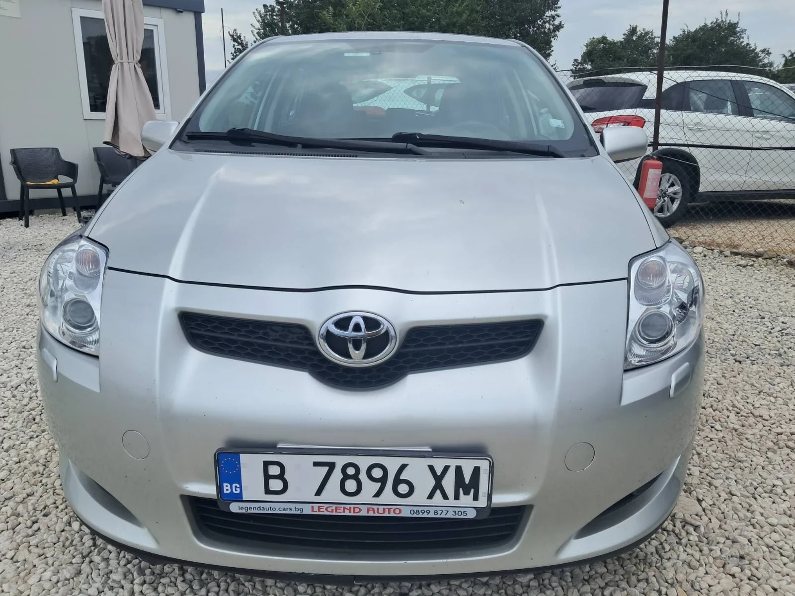 Toyota Auris 2.0D4D, снимка 2 - Автомобили и джипове - 55662059