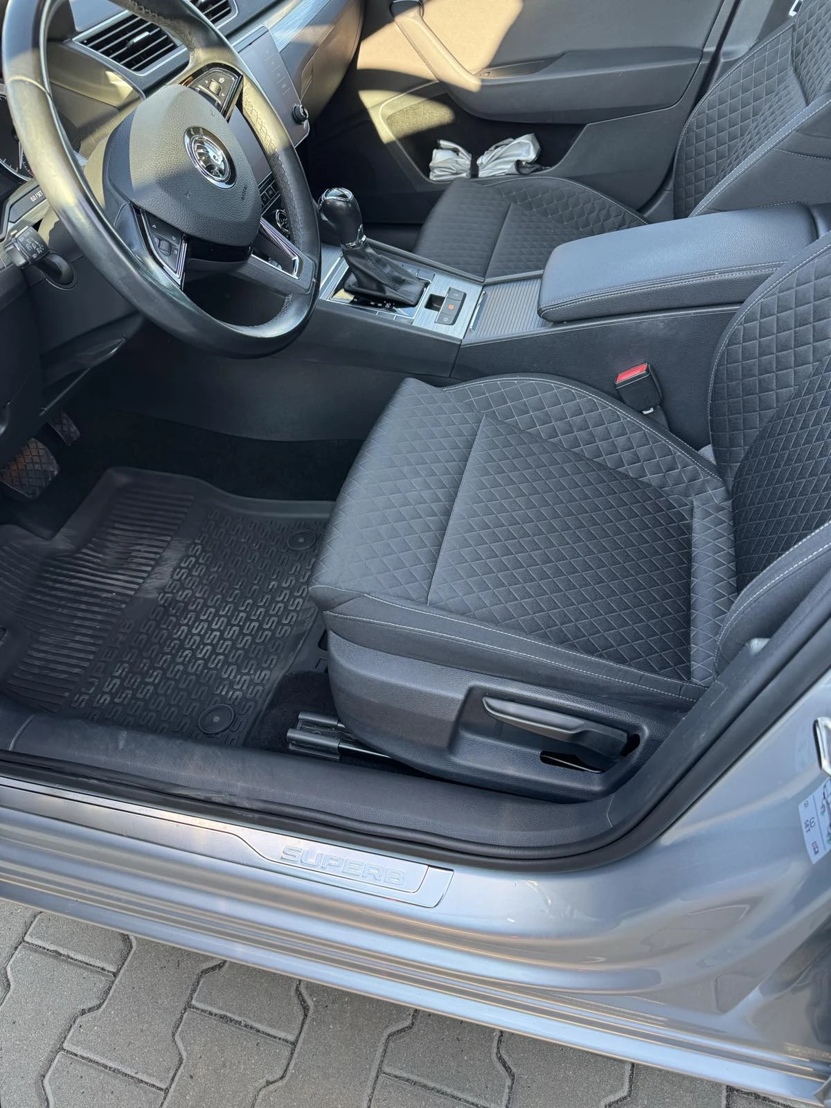 Skoda Superb Business , снимка 11 - Автомобили и джипове - 56091006