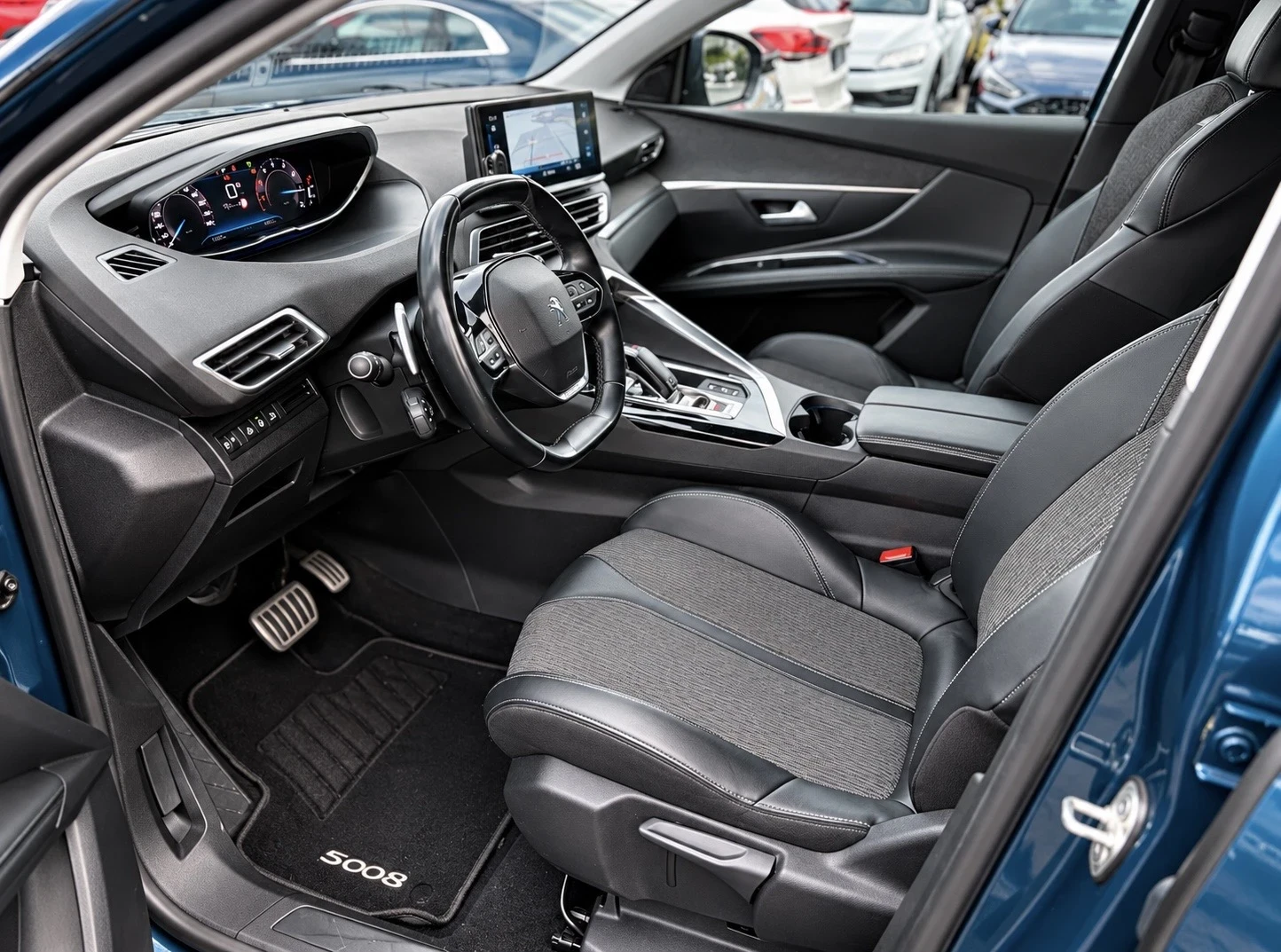Peugeot 5008 PURETECH FULL, снимка 9 - Автомобили и джипове - 56664276