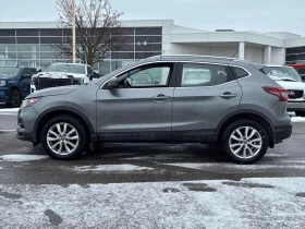 Nissan Qashqai * AWD CVT * ПАНО* ПОДГРЕВ* КЕЙЛЕС* , снимка 2