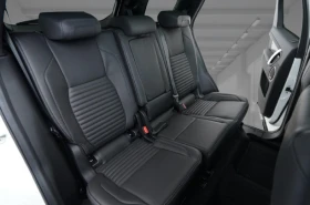 Land Rover Discovery Sport D200 = Black Pack = 7 Seats Гаранция - 90840 лв. / 46445.75 € - 21730937 8