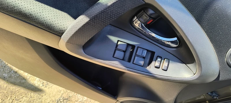 Toyota Rav4 CROSSOVER 4/4, снимка 2 - Автомобили и джипове - 51912145