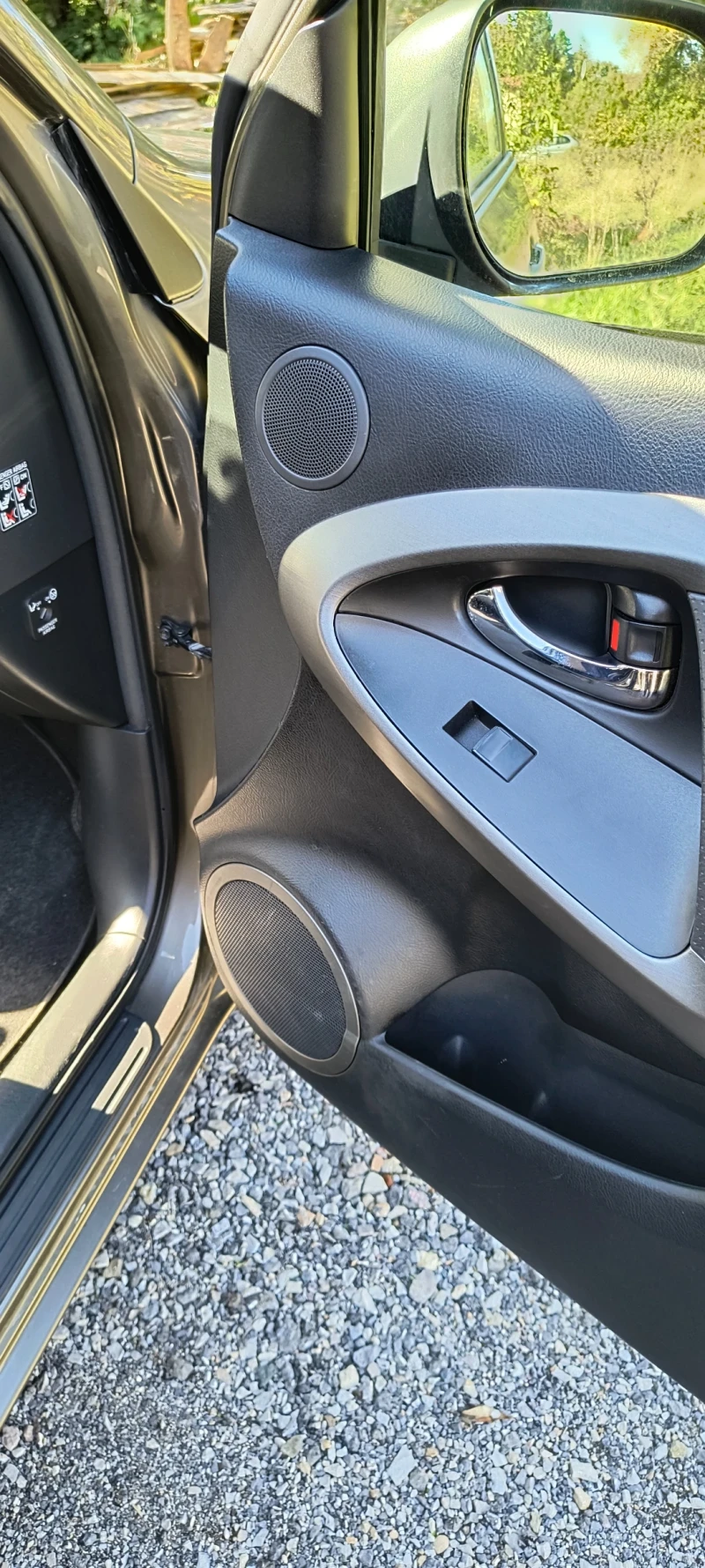 Toyota Rav4 CROSSOVER 4/4, снимка 4 - Автомобили и джипове - 51912145