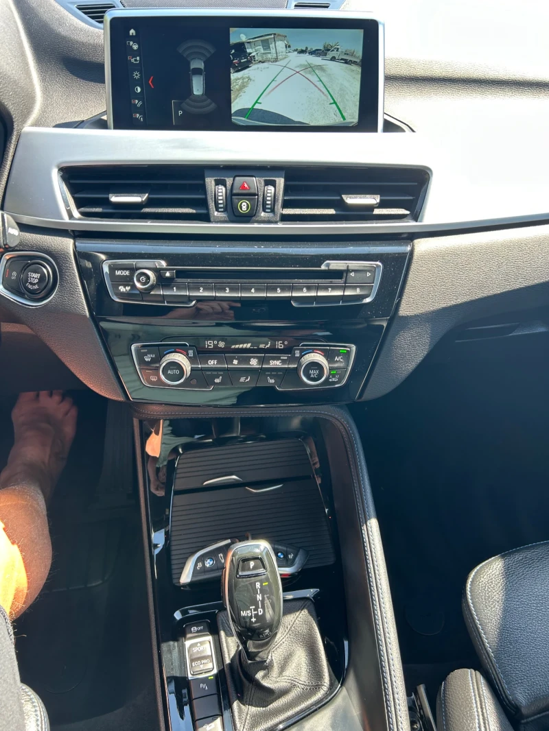 BMW X1 2.0xd M-paket, снимка 8 - Автомобили и джипове - 52624533