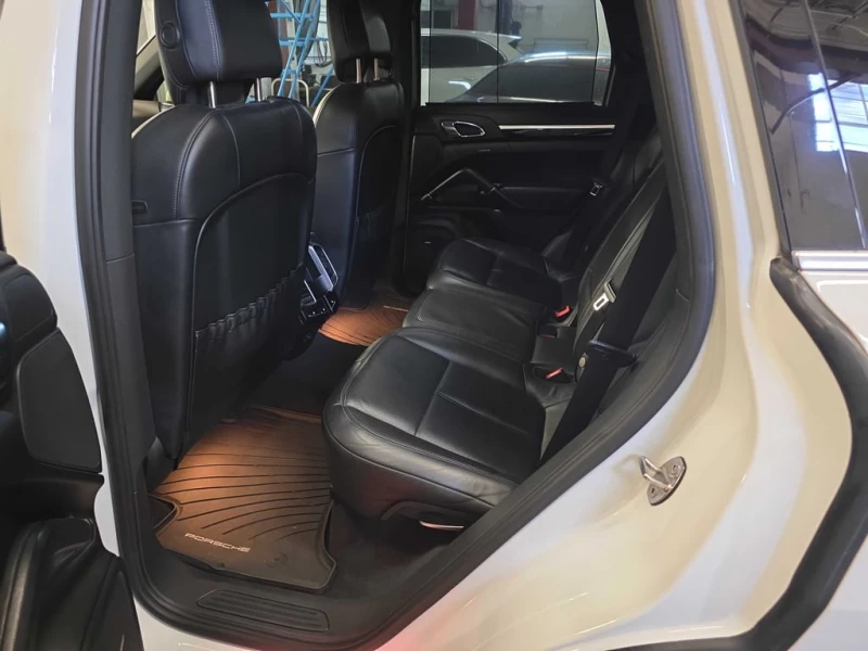 Porsche Cayenne * ОБДУХВАНЕ * CARFAX * , снимка 13 - Автомобили и джипове - 53185994