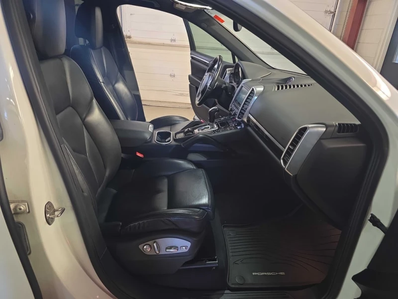 Porsche Cayenne * ОБДУХВАНЕ * CARFAX * , снимка 15 - Автомобили и джипове - 53185994