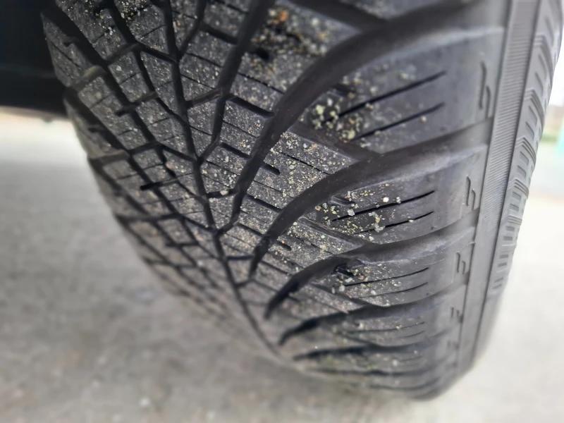 Nissan Qashqai 1, 6i  ГАЗ  Италия, снимка 13 - Автомобили и джипове - 53284466