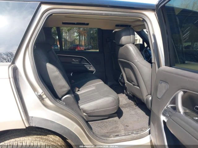 Land Rover Range rover P400 SE 7 SEAT AWD - изображение 8