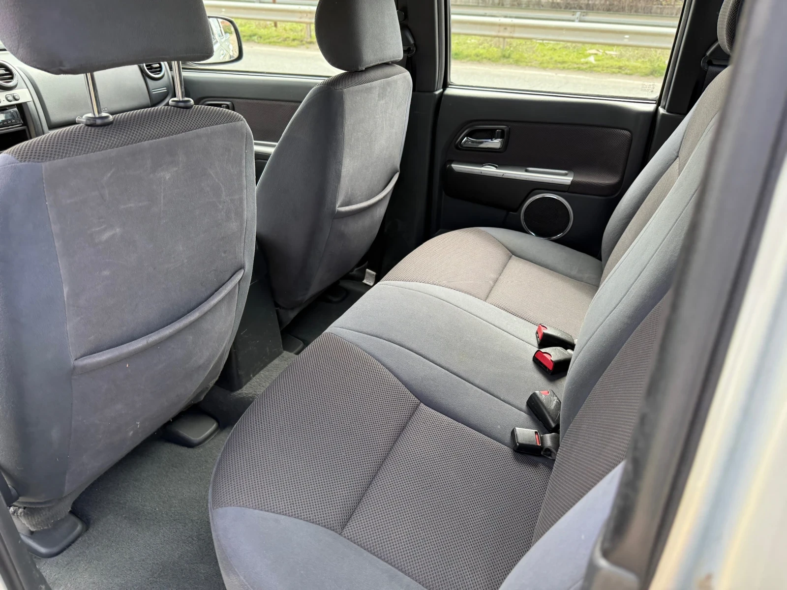 Isuzu D-max 3.0TD+ LS+ Automatic+ N1+ Pick Up - изображение 9