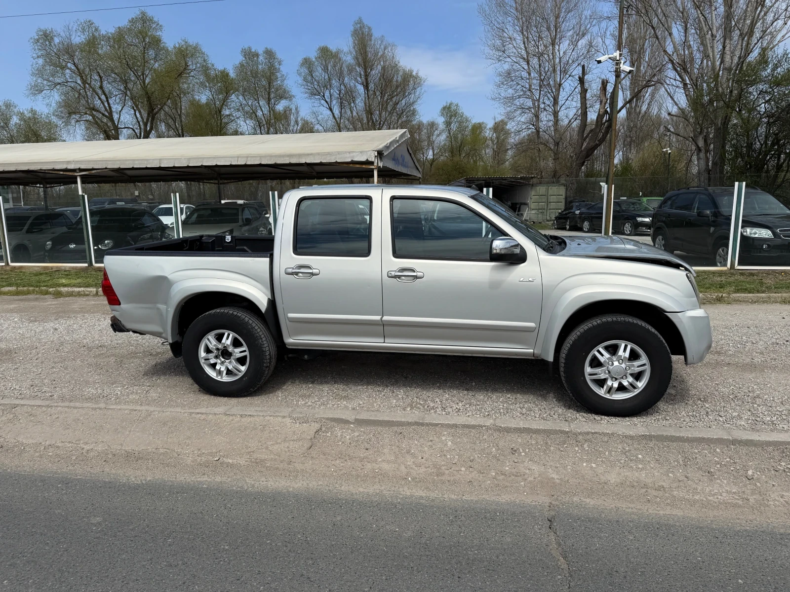 Isuzu D-max 3.0TD+ LS+ Automatic+ N1+ Pick Up - изображение 2