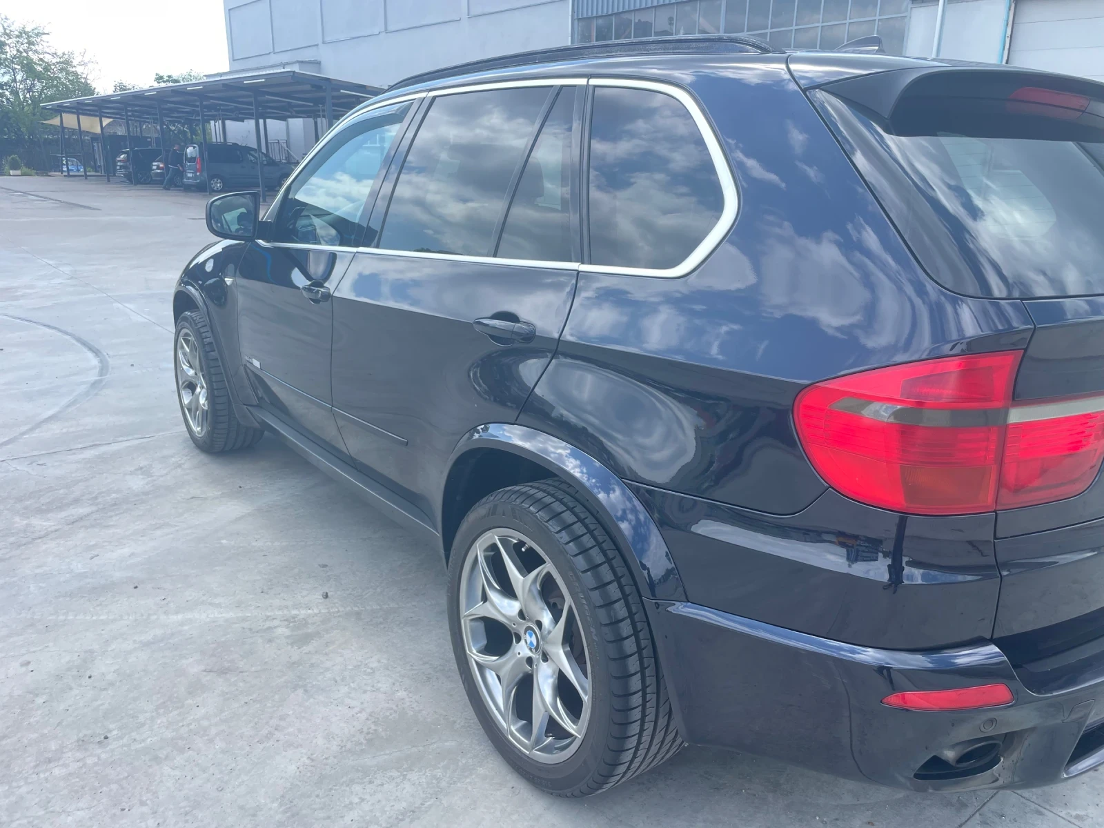 BMW X5 3.5 SD  - изображение 5