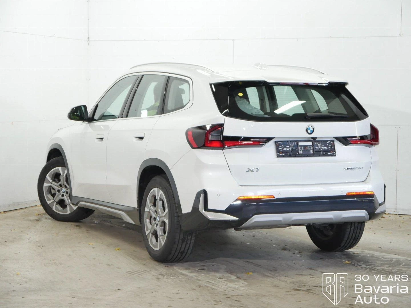 BMW X1 23d xDrive  | Mobile.bg   3