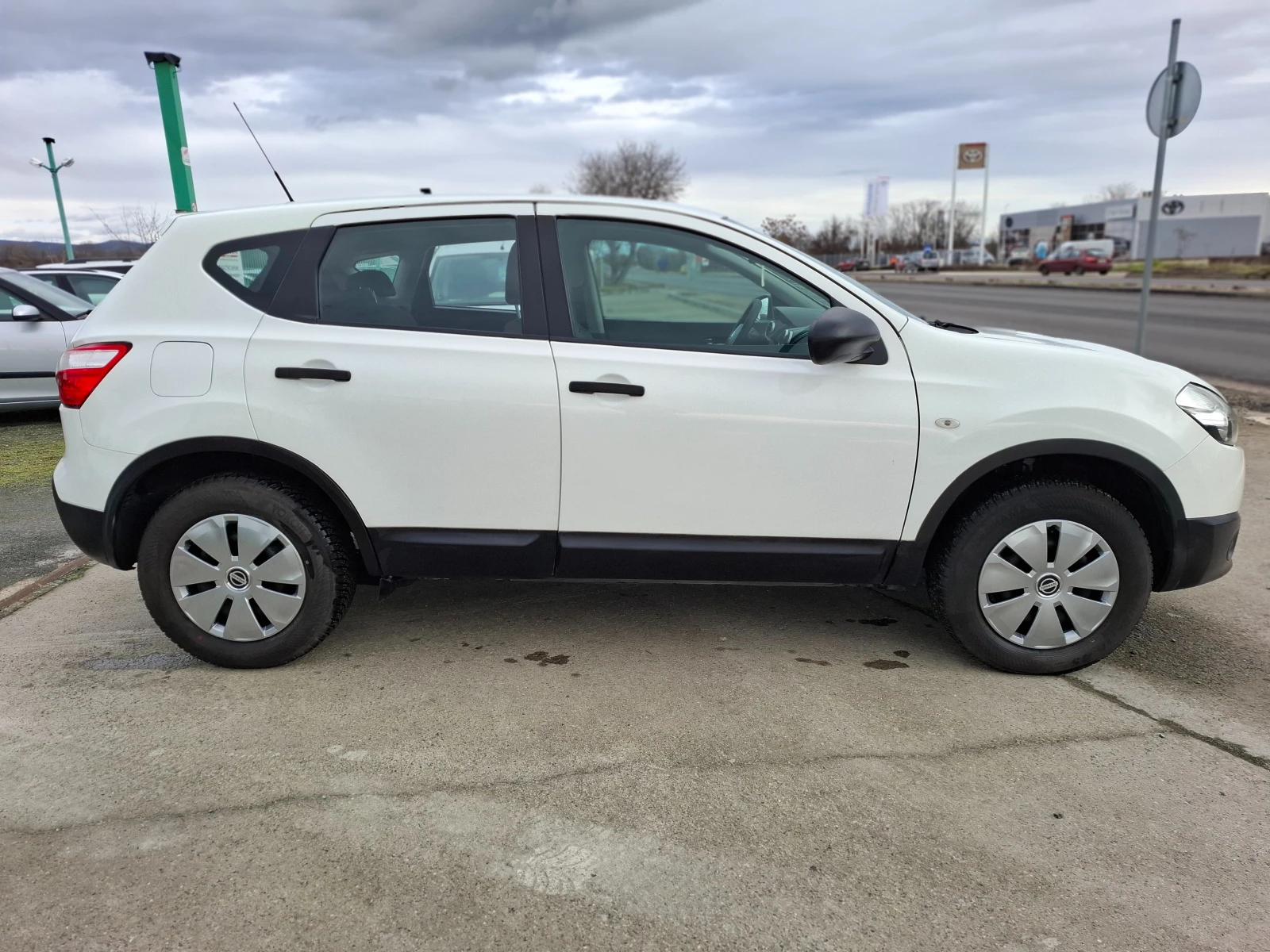 Nissan Qashqai 1, 6i Италия - изображение 5