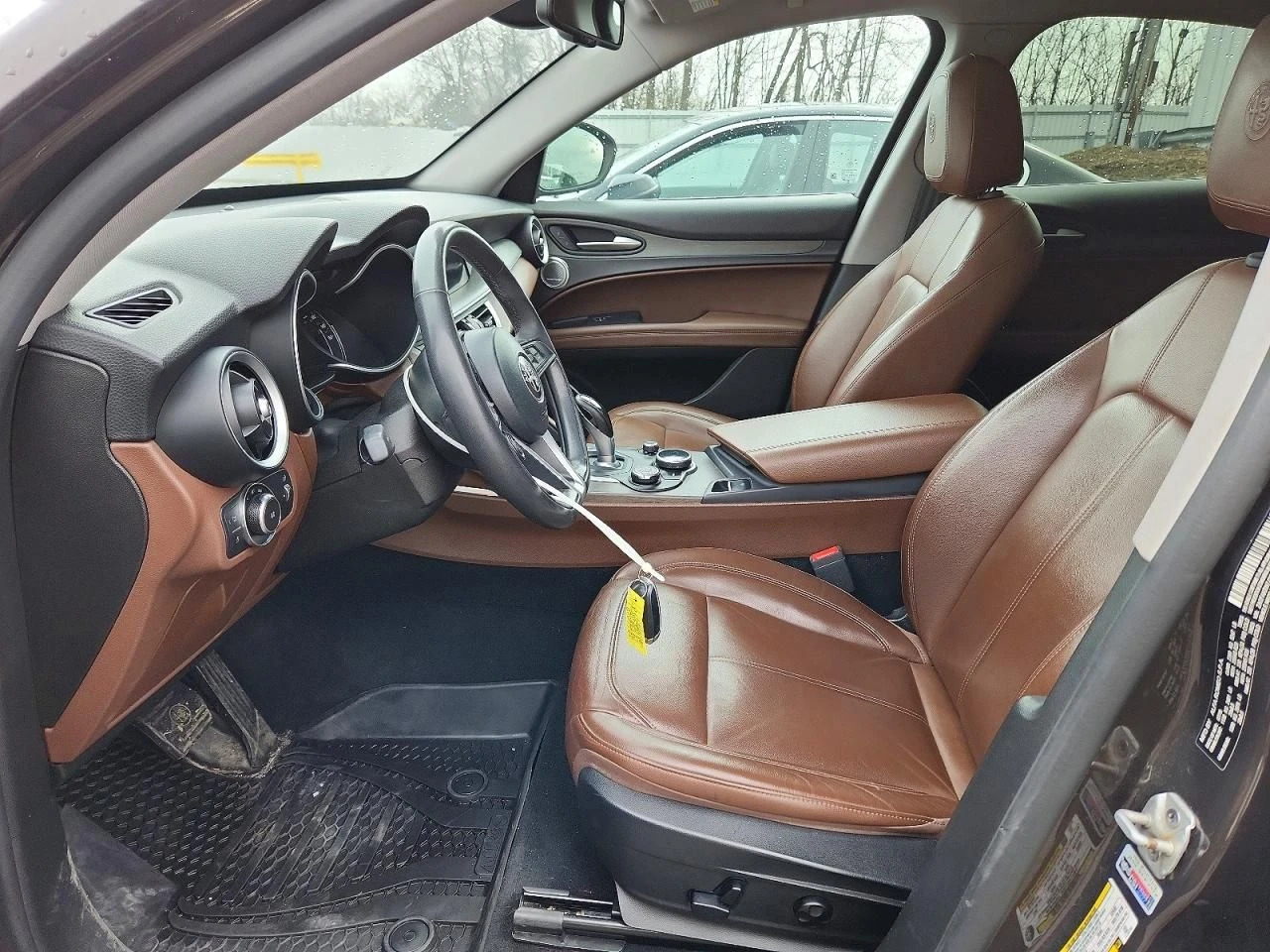 Alfa Romeo Stelvio, снимка 7 - Автомобили и джипове - 54448284