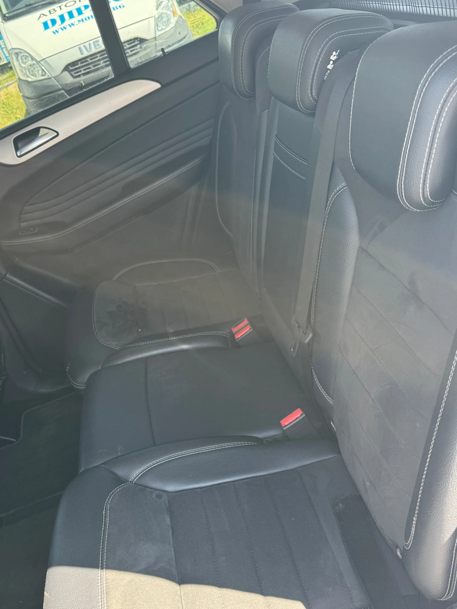 Mercedes-Benz ML 350 4-MATIC AIR-MATIC, снимка 11 - Автомобили и джипове - 54726610